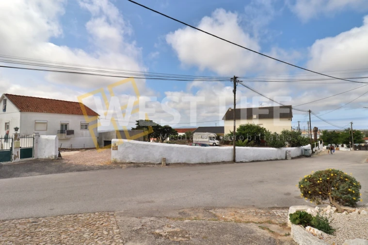 Garagem para Venda em Igreja Nova e Cheleiros Foto 8