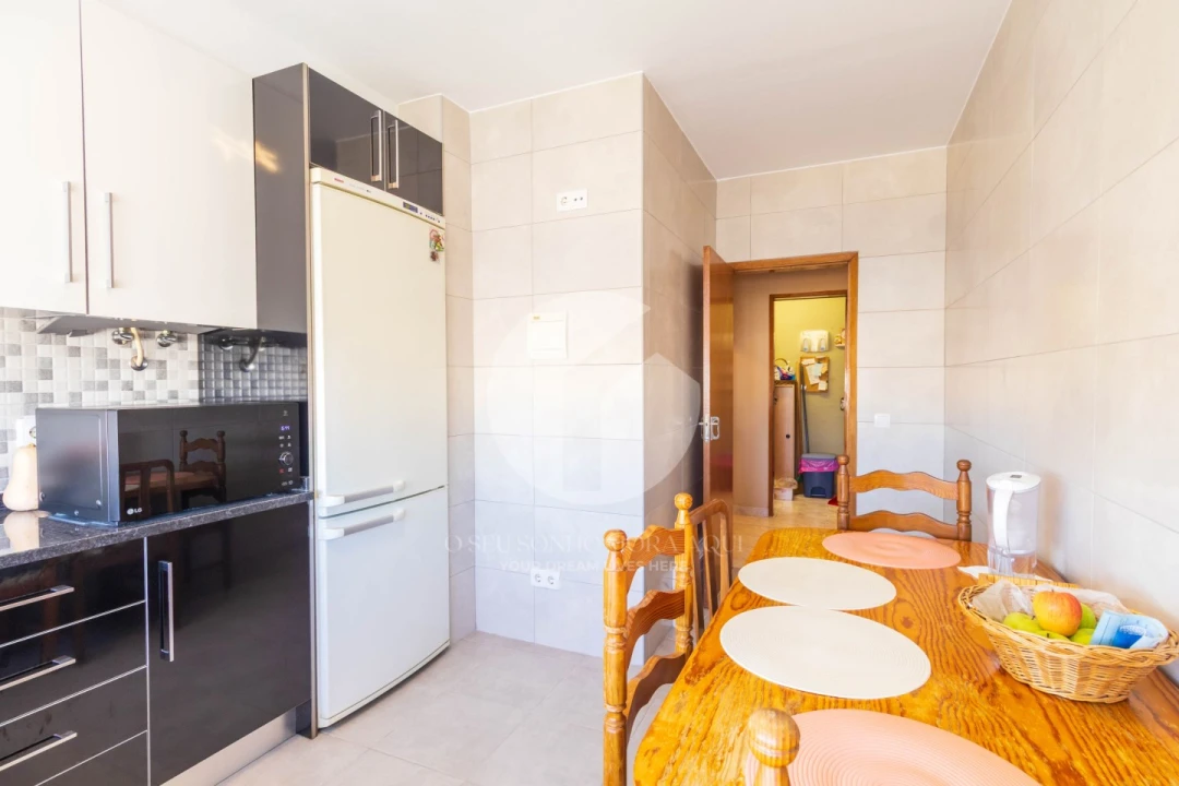 Apartamento T3 para Venda em Olhão Foto 3