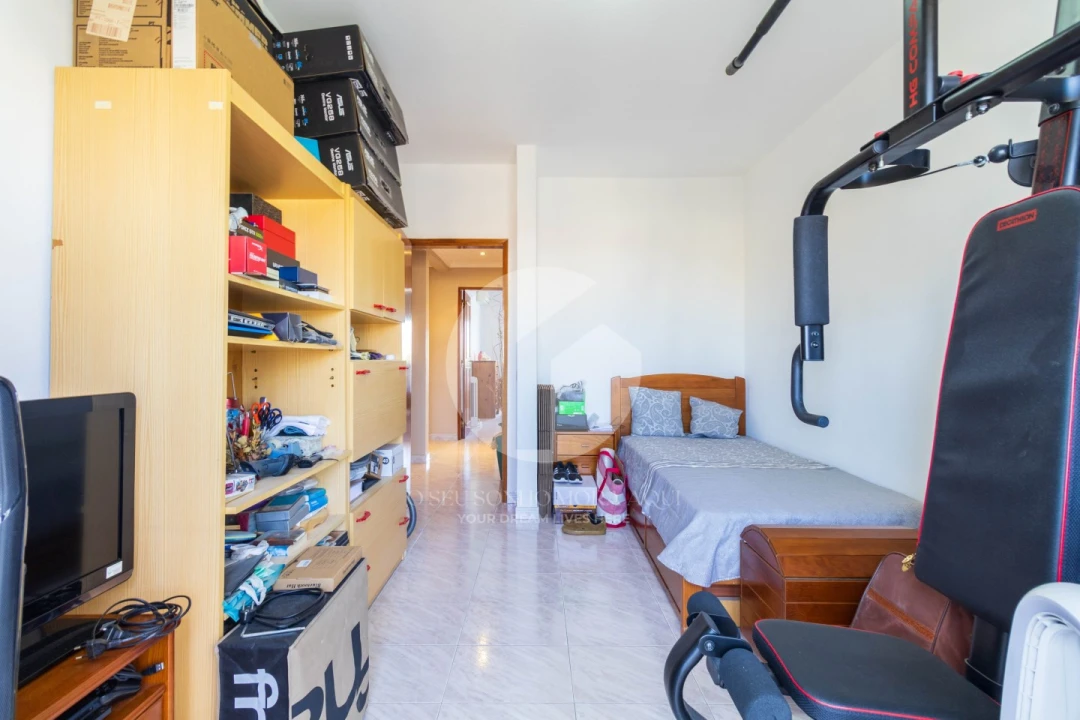 Apartamento T3 para Venda em Olhão Foto 10