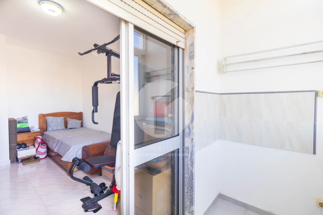 Apartamento T3 para Venda em Olhão Foto 12