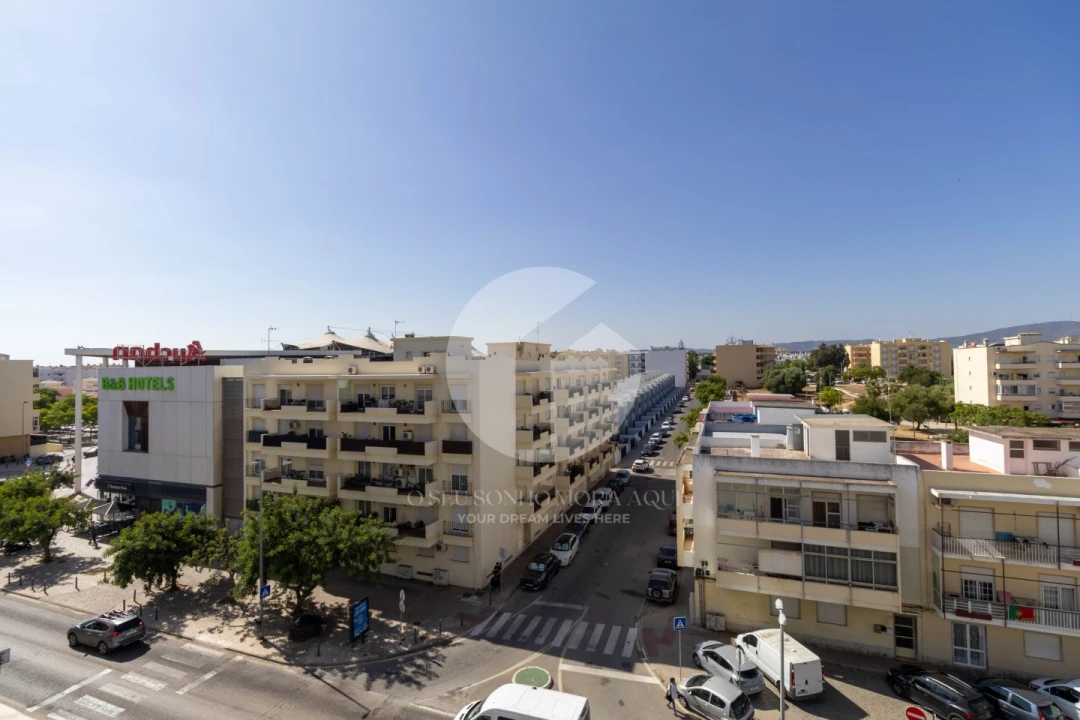 Apartamento T3 para Venda em Olhão Foto 15