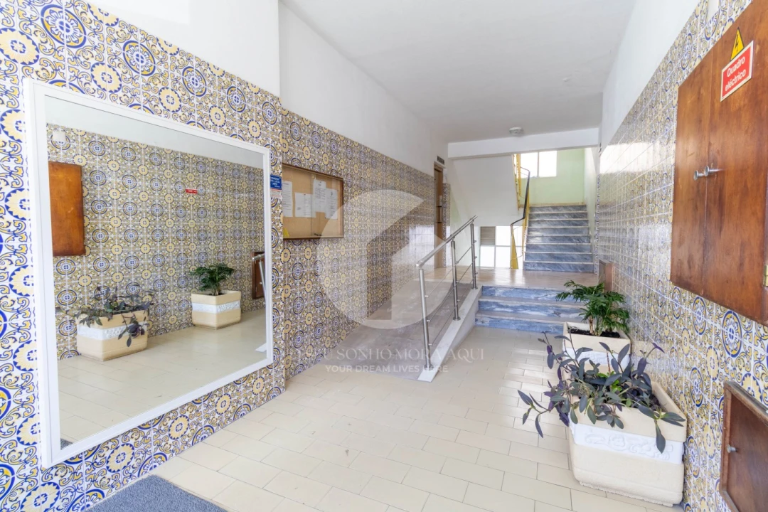 Apartamento T3 para Venda em Olhão Foto 17