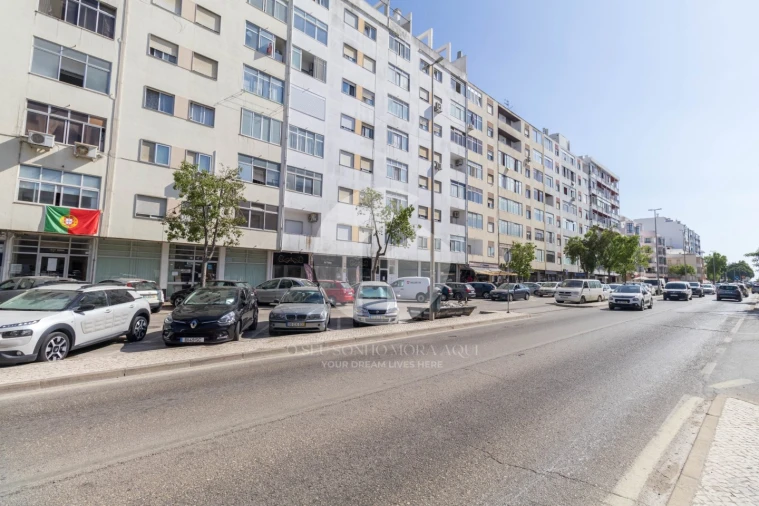 Apartamento T3 para Venda em Olhão Foto 18