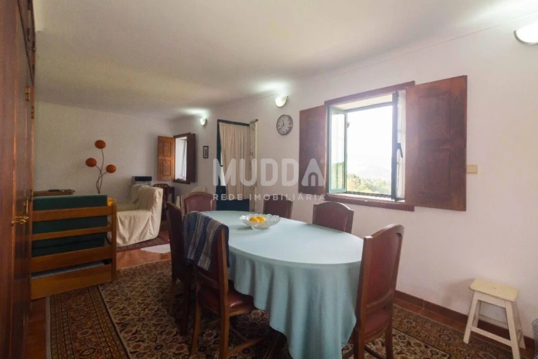 Moradia T3 para Venda em Oliveira do Douro Foto 7