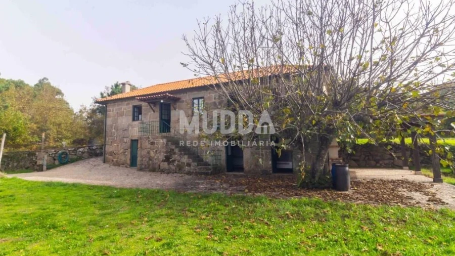 Moradia T3 para Venda em Oliveira do Douro