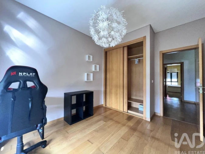 Apartamento T2 para Arrendamento em Santa Maria, São Pedro e Matacães Foto 10