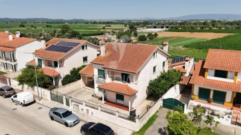 Moradia T4 para Venda em Golegã