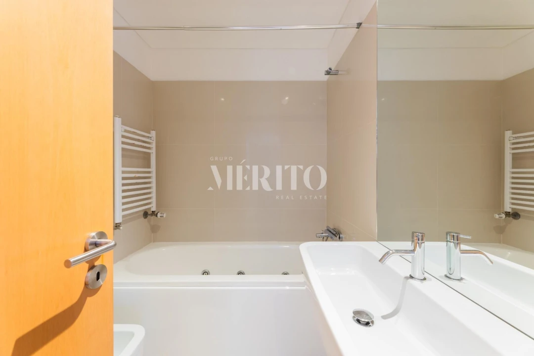 Apartamento T3 para Venda em Vila Nova de Famalicão e Calendário Foto 13