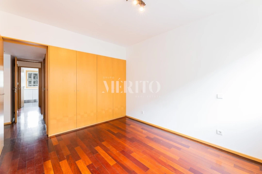 Apartamento T3 para Venda em Vila Nova de Famalicão e Calendário Foto 8