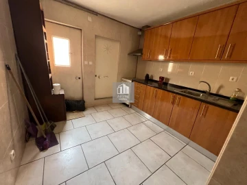 Moradia T8 para Venda em Corroios
