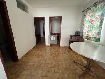 Moradia T8 para Venda em Corroios