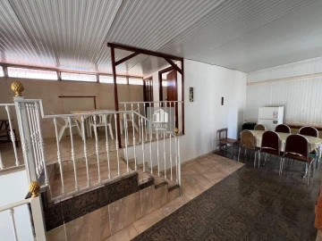 Moradia T8 para Venda em Corroios