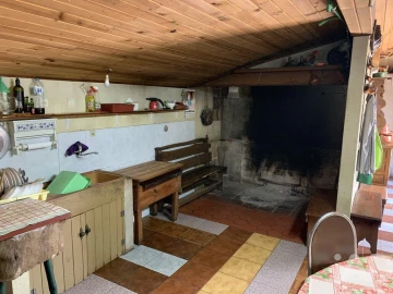 Terreno para Venda em Castedo e Cotas
