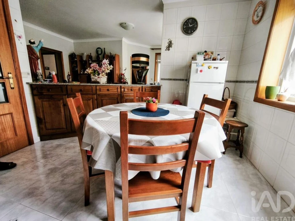 Apartamento T2 para Venda em Chafe Foto 13