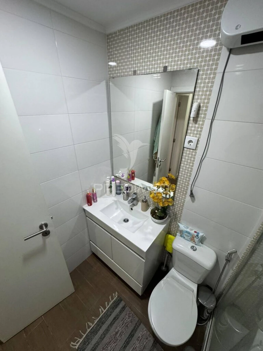 Apartamento T2 para Venda em Barreiro e Lavradio Foto 6