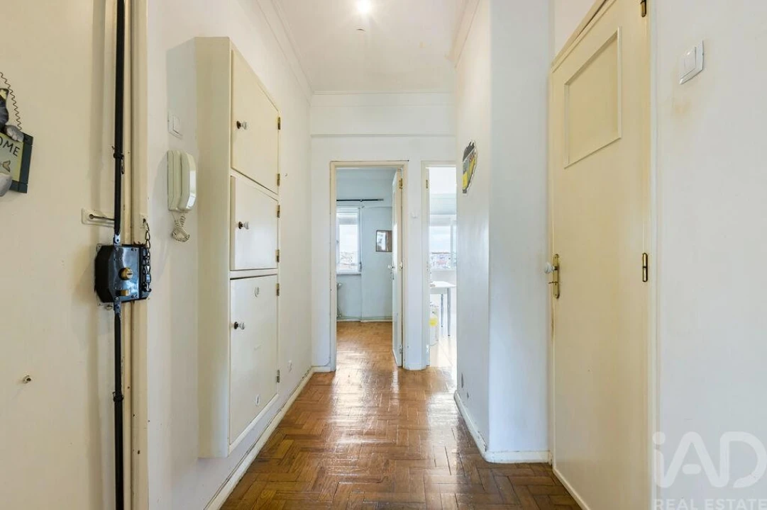 Apartamento T2 para Venda em São Vicente Foto 14