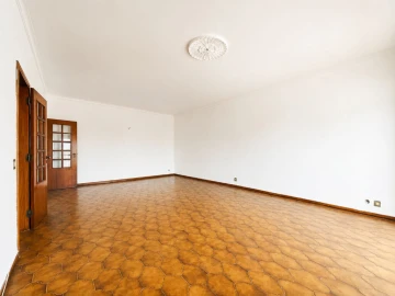 Apartamento T4 para Venda em São Pedro