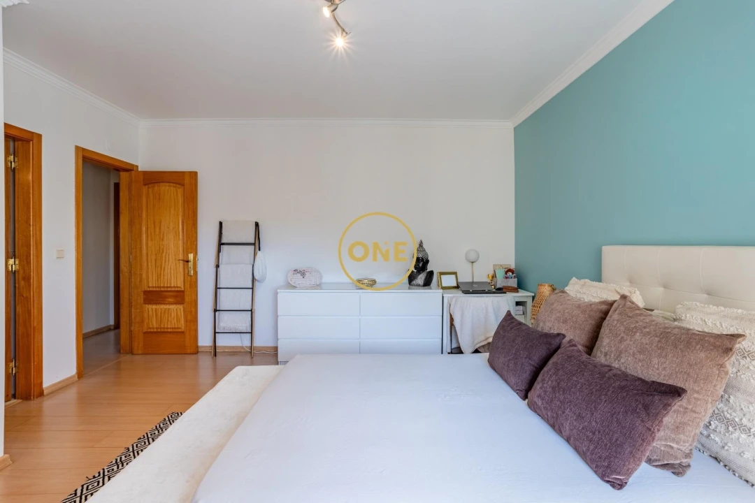 Apartamento T3 para Venda em Póvoa de Santa Iria e Forte da Casa Foto 22