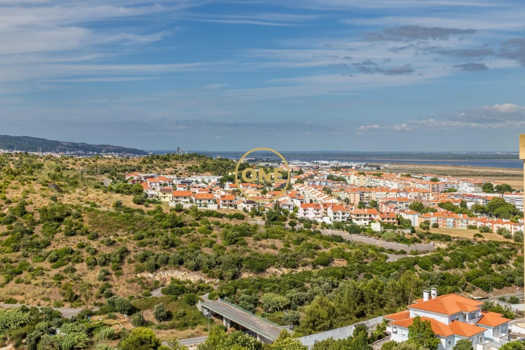 Apartamento T3 para Venda em Póvoa de Santa Iria e Forte da Casa Foto 11