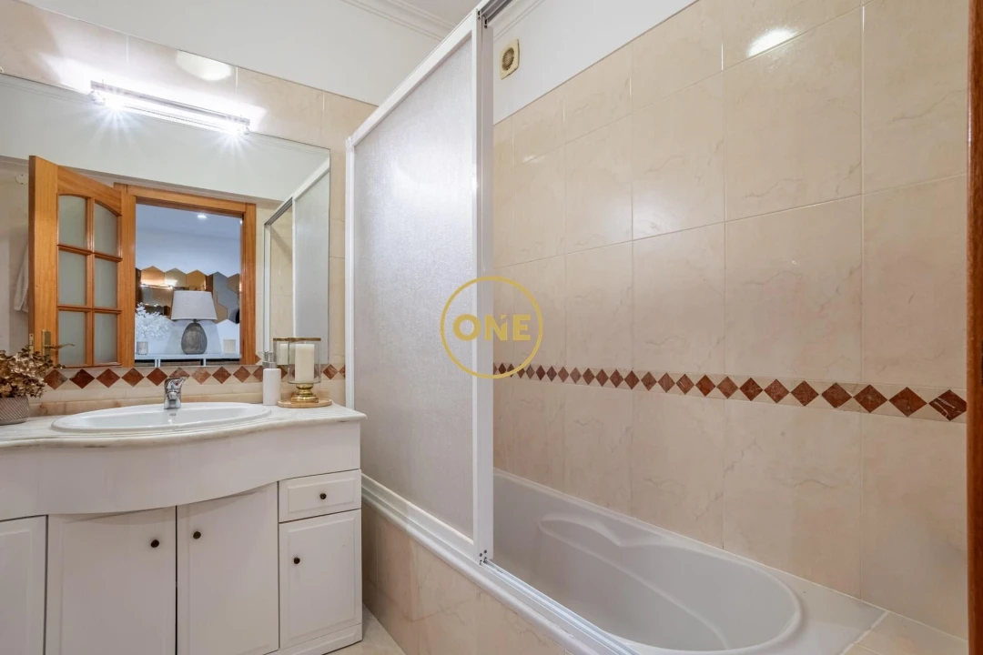 Apartamento T3 para Venda em Póvoa de Santa Iria e Forte da Casa Foto 19