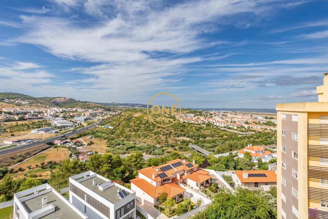 Apartamento T3 para Venda em Póvoa de Santa Iria e Forte da Casa Foto 10
