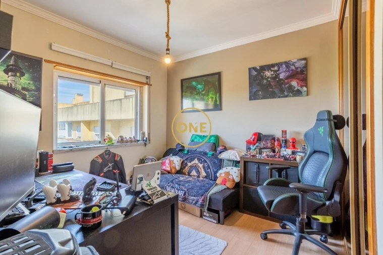 Apartamento T3 para Venda em Póvoa de Santa Iria e Forte da Casa Foto 27