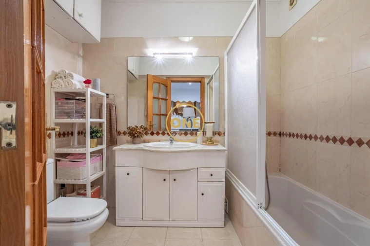 Apartamento T3 para Venda em Póvoa de Santa Iria e Forte da Casa Foto 17