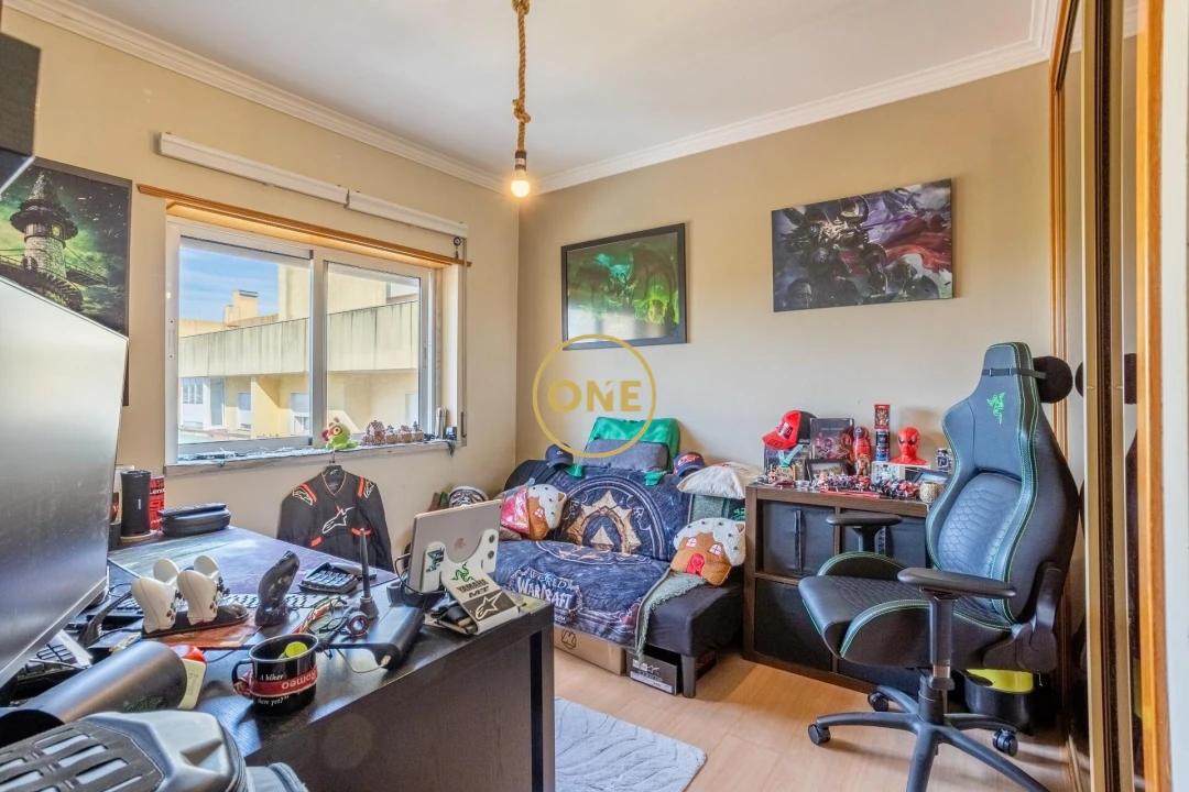 Apartamento T3 para Venda em Póvoa de Santa Iria e Forte da Casa Foto 27
