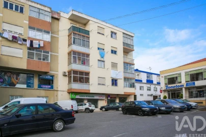 Loja para Arrendamento em Lourinhã e Atalaia