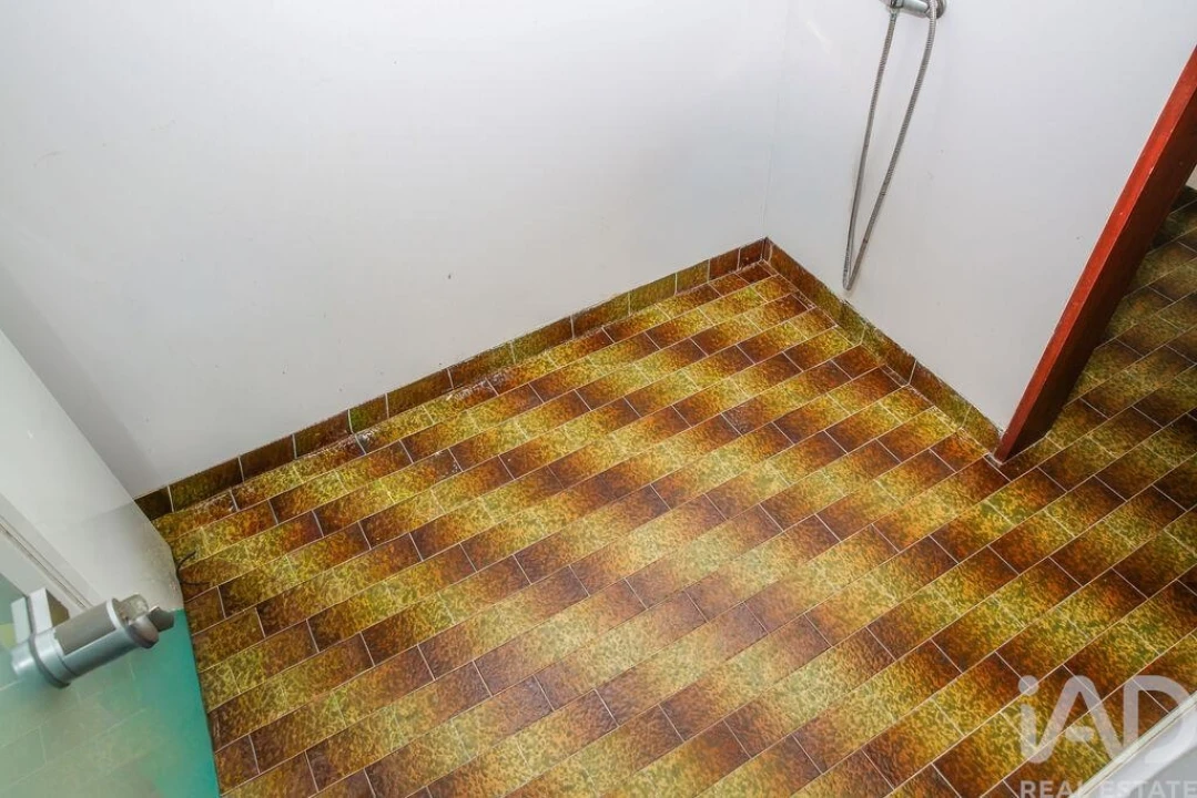 Loja para Arrendamento em Lourinhã e Atalaia Foto 15