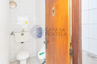 Loja para Venda em Ota