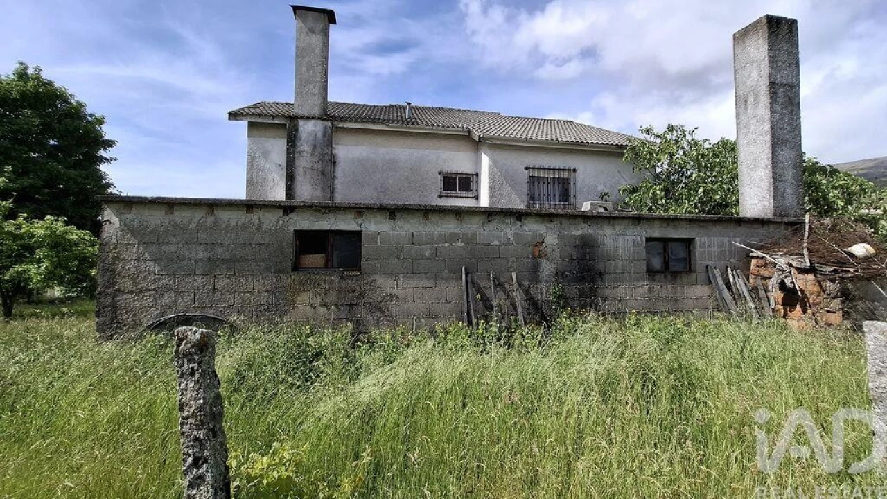 Moradia T3 para Venda em Adoufe e Vilarinho de Samardã Foto 12