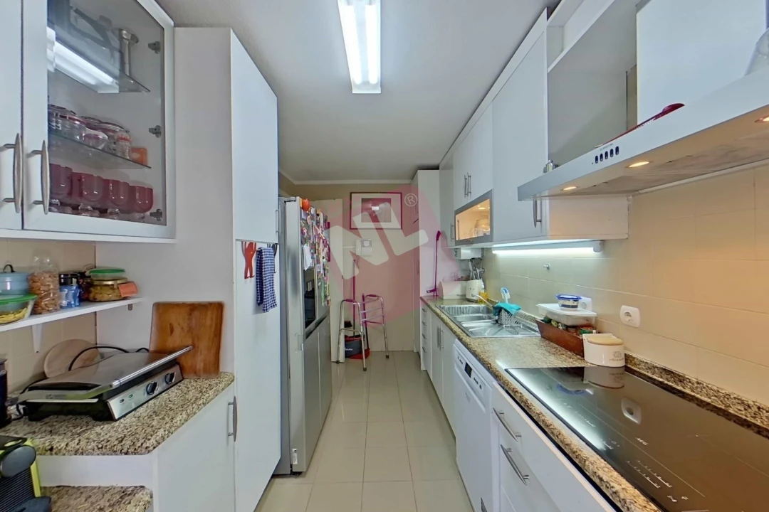 Moradia T5 para Venda em Lumiar Foto 34