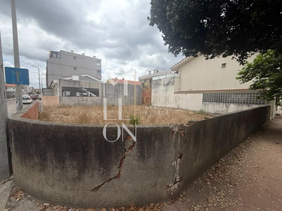 Terreno para Venda em Esmoriz Foto 4