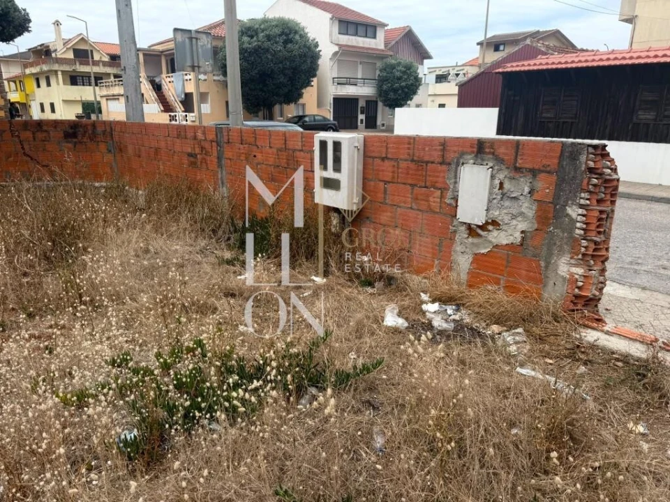 Terreno para Venda em Esmoriz Foto 3