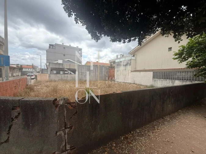 Terreno para Venda em Esmoriz Foto 2