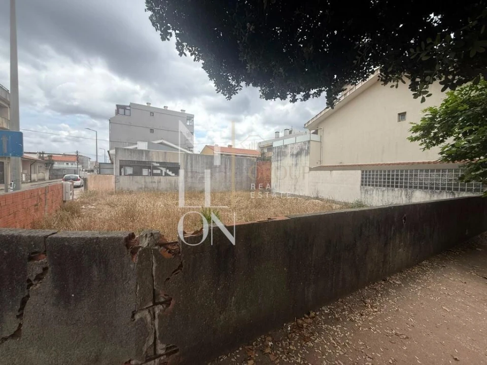 Terreno para Venda em Esmoriz Foto 2