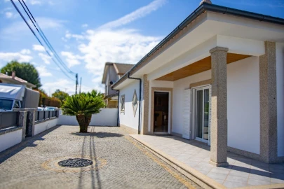 Moradia T5 para Venda em Ferreiros, Prozelo e Besteiros