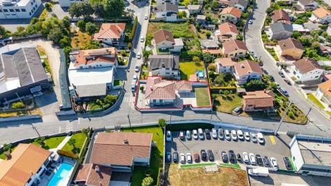 Moradia T5 para Venda em Ferreiros, Prozelo e Besteiros