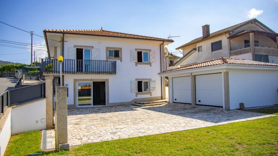 Moradia T5 para Venda em Ferreiros, Prozelo e Besteiros