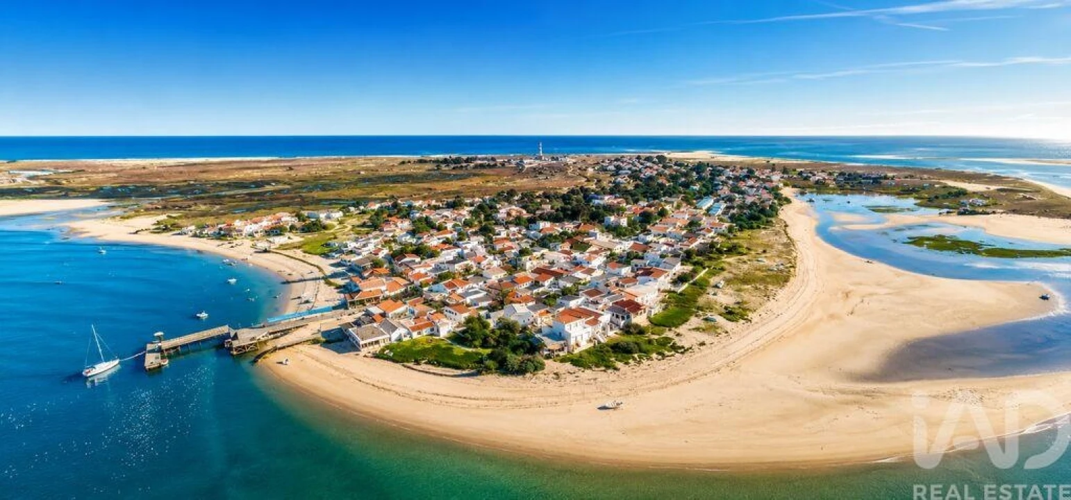 Terreno para Venda em Quelfes Foto 11