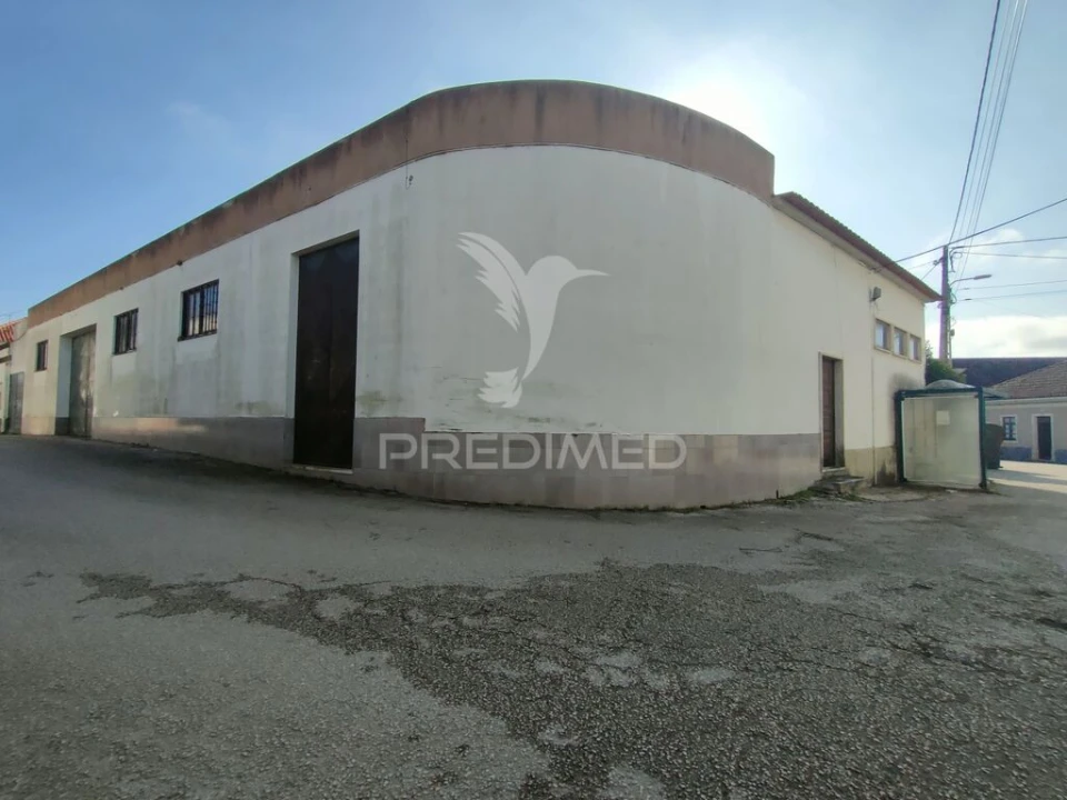 Armazém para Venda em Alcanena e Vila Moreira Foto 5