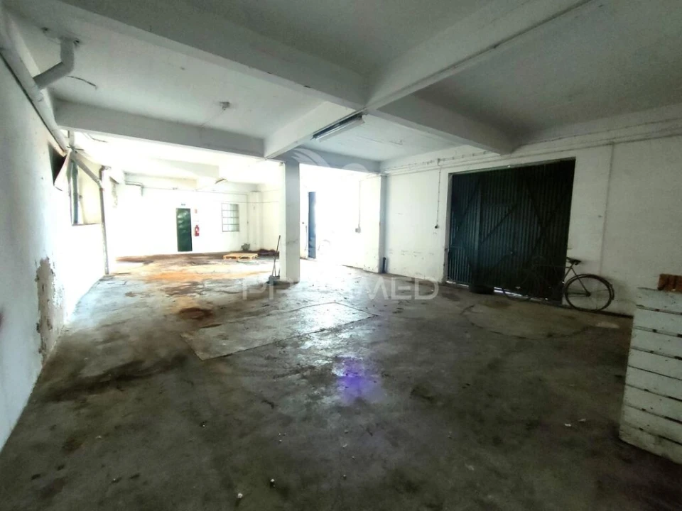 Armazém para Venda em Alcanena e Vila Moreira Foto 13