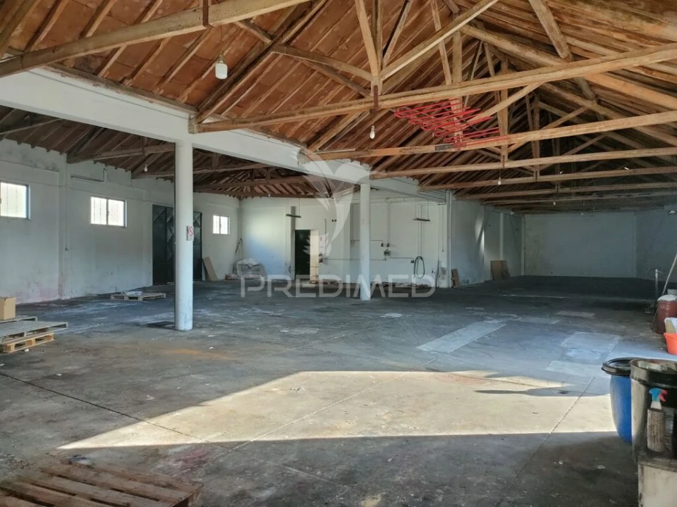 Armazém para Venda em Alcanena e Vila Moreira Foto 9