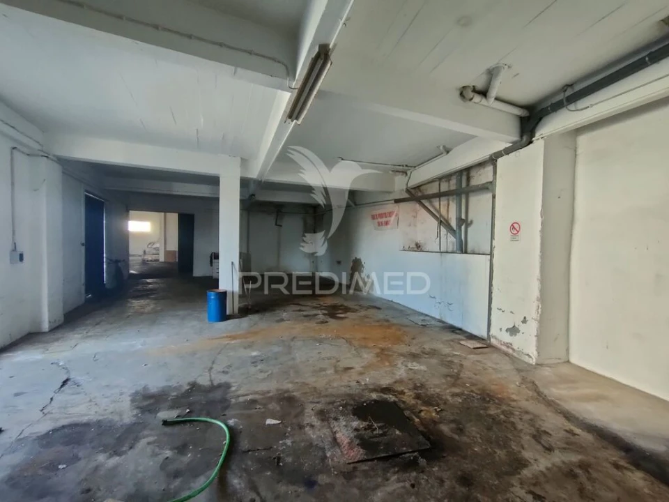 Armazém para Venda em Alcanena e Vila Moreira Foto 14