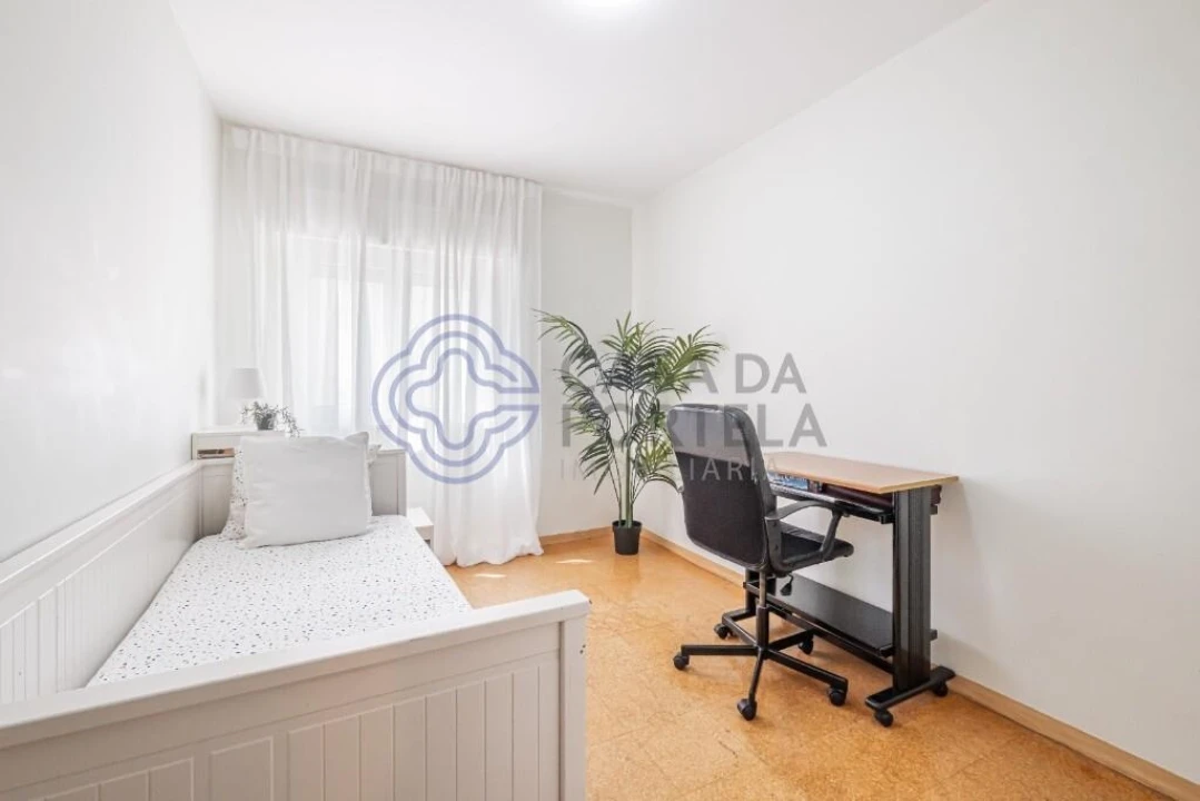 Apartamento T3 para Venda em Caparica e Trafaria Foto 5