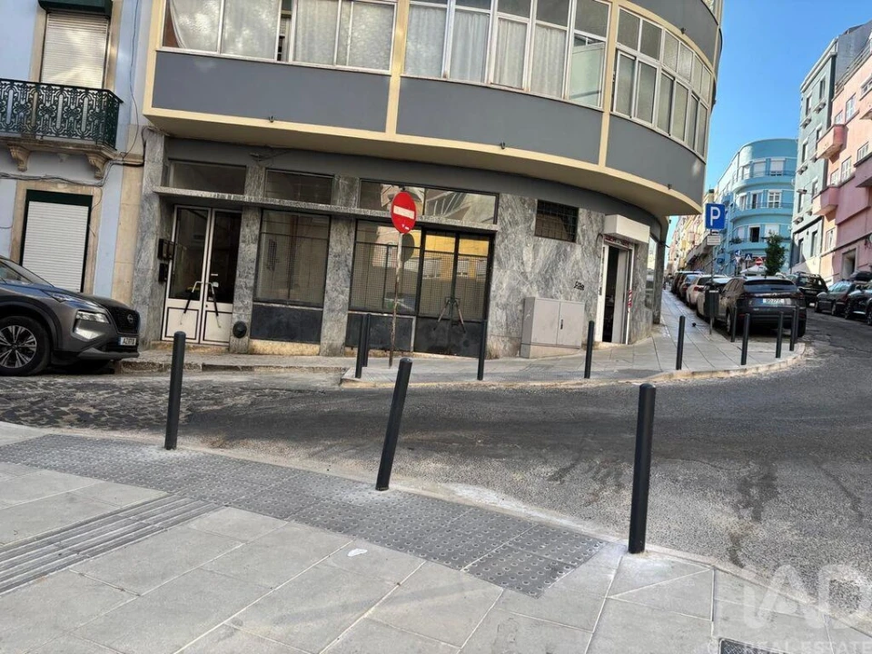 Loja para Venda em Arroios Foto 2