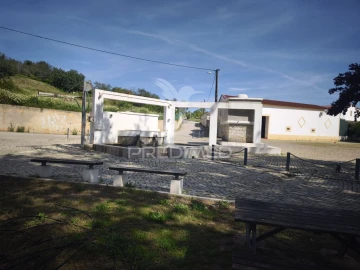 Terreno para Venda em Paderne