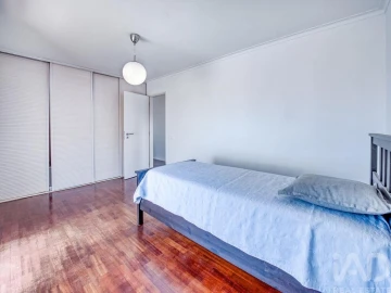 Apartamento T5 para Venda em Carcavelos e Parede
