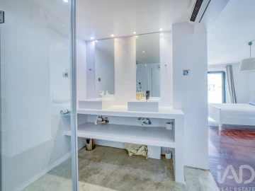 Apartamento T5 para Venda em Carcavelos e Parede